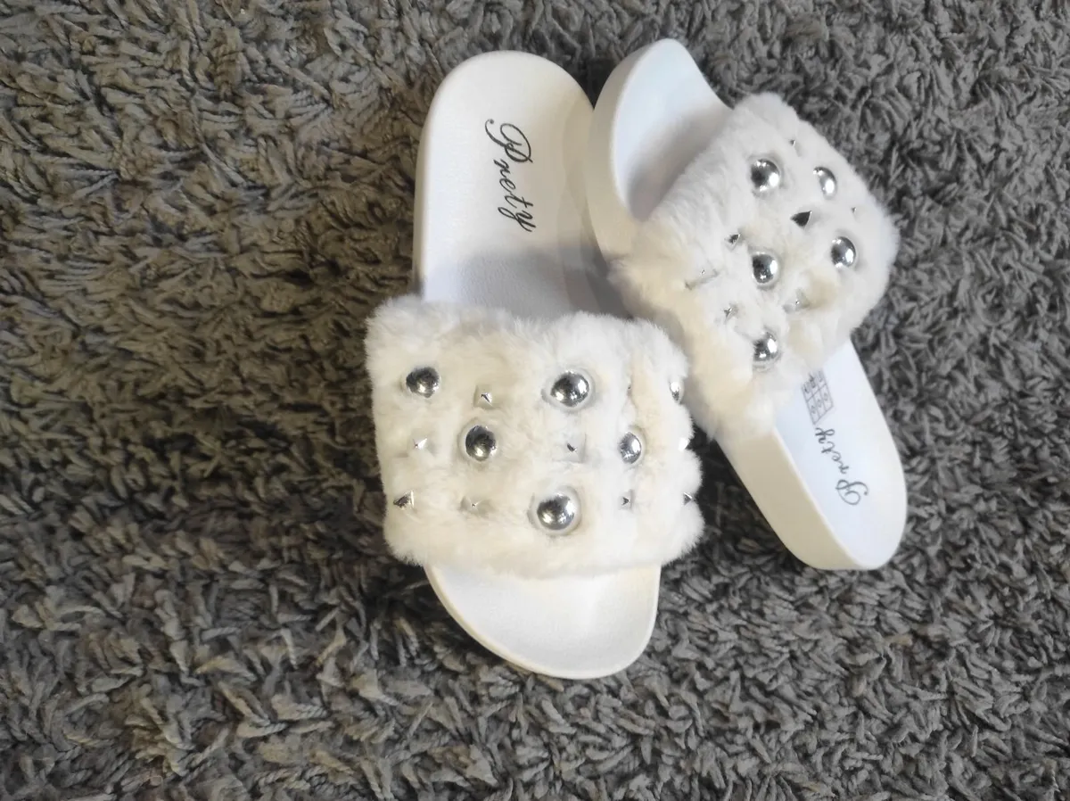 Slippers With Fur Gray Pink White - Image 3