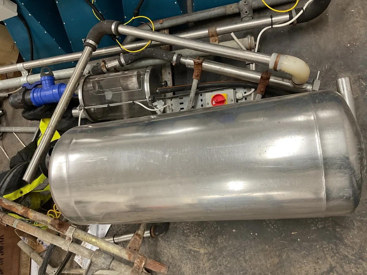 12 point Delaval parlour - Image 3