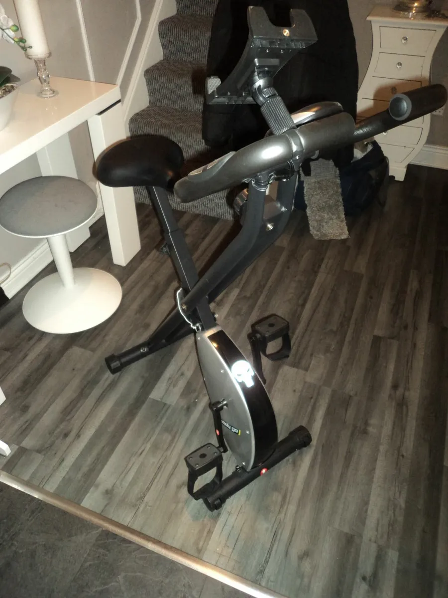 Folding exercise bike - Image 1