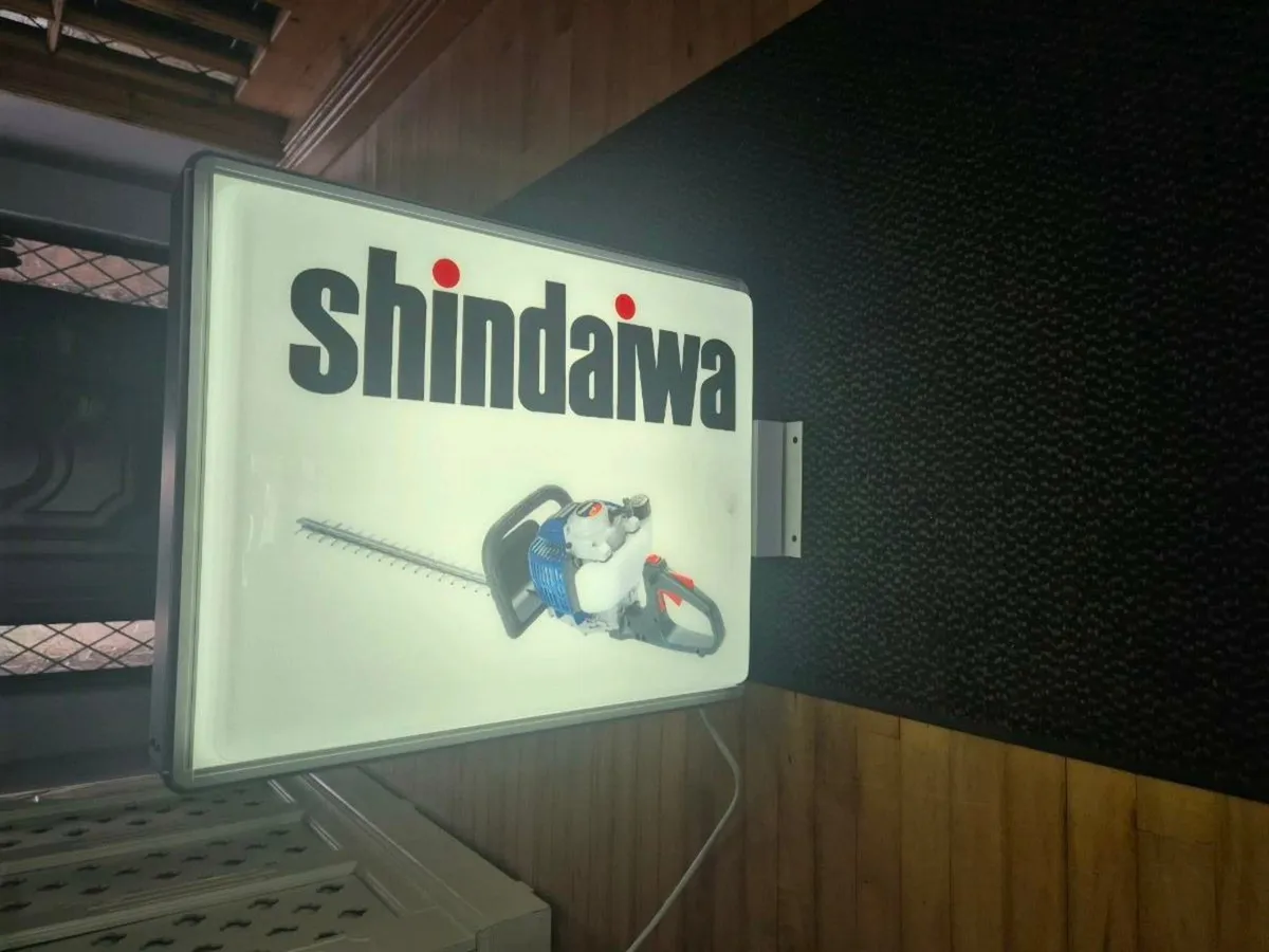 Light  box brand new - Image 1