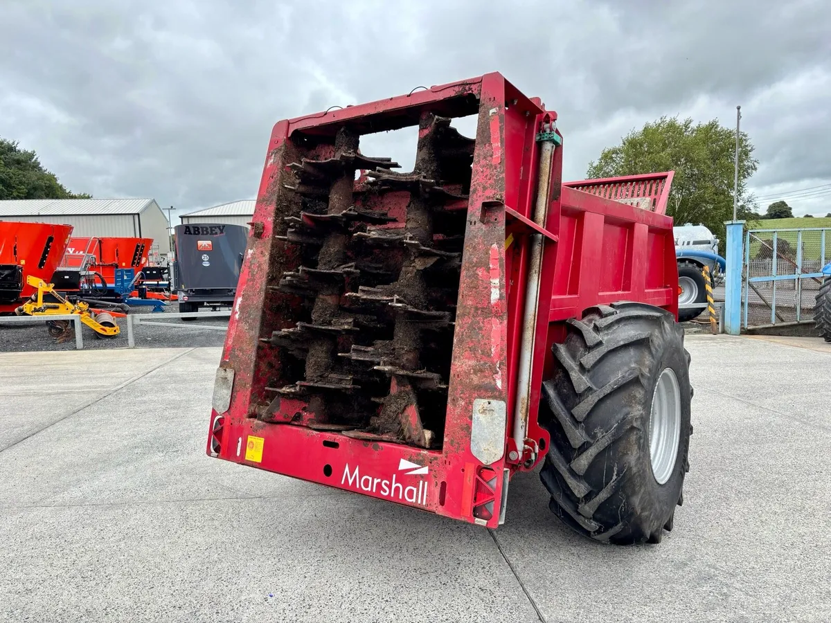 Range of muck spreaders IN STOCK - Image 2