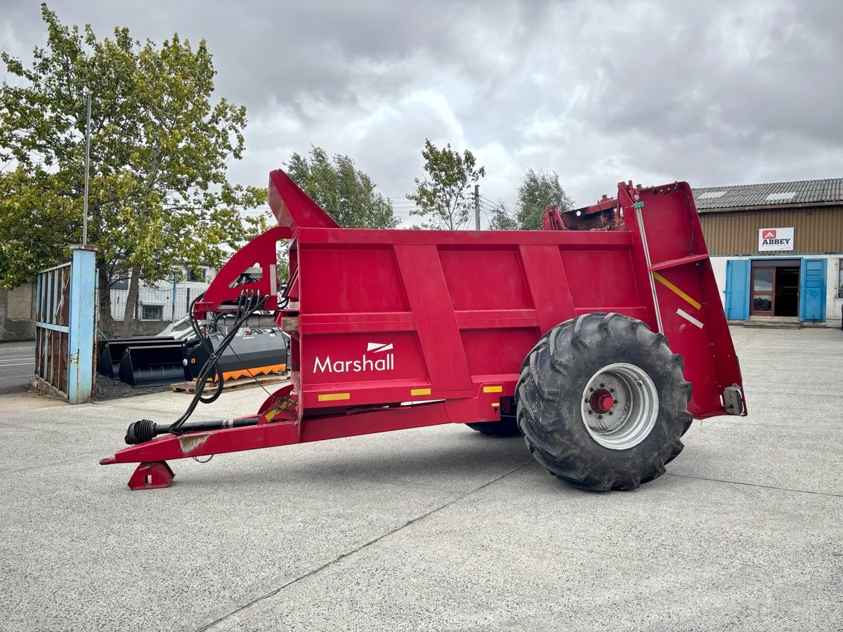 Range of muck spreaders IN STOCK - Image 3