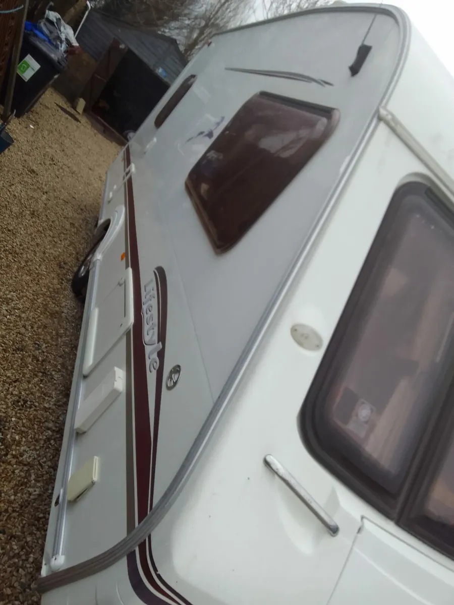 2005 swift lifestyle - Image 3