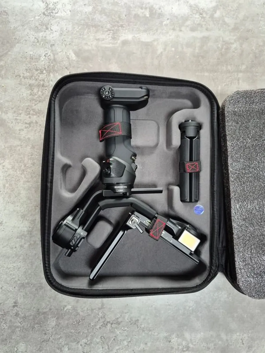 Zhiyun Crane 4 Camera Gimbal - Image 2