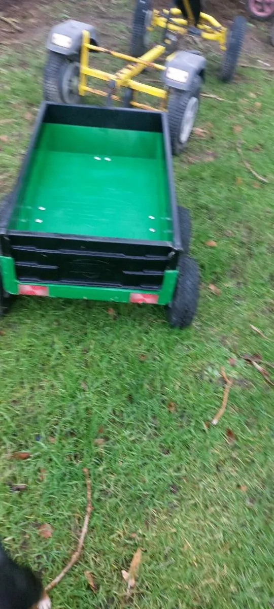 Berg Trailer - Image 4