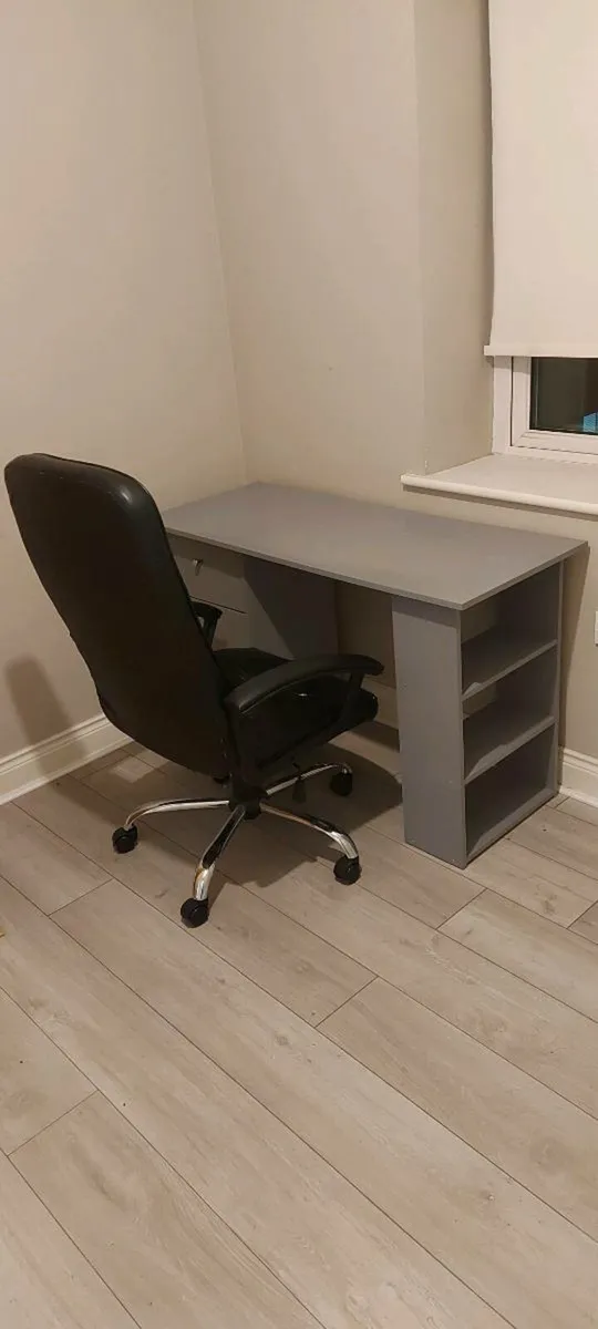 Free desk + office chair (collection only) - Image 1