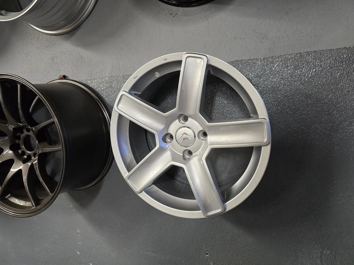 **Special** 17" Peugeot Vortex Style