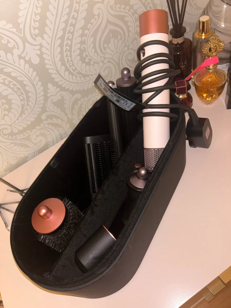 Dyson Airwrap - Image 1