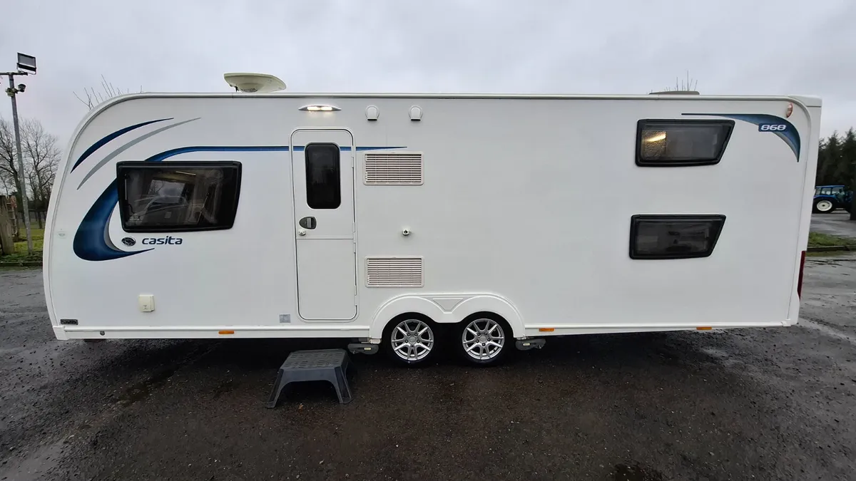 Compass Cassita 868 Caravan - Image 1