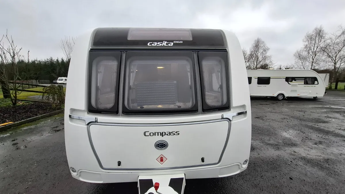 Compass Cassita 868 Caravan - Image 2