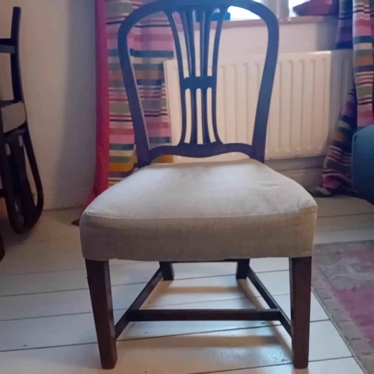 Antique chair - Image 1