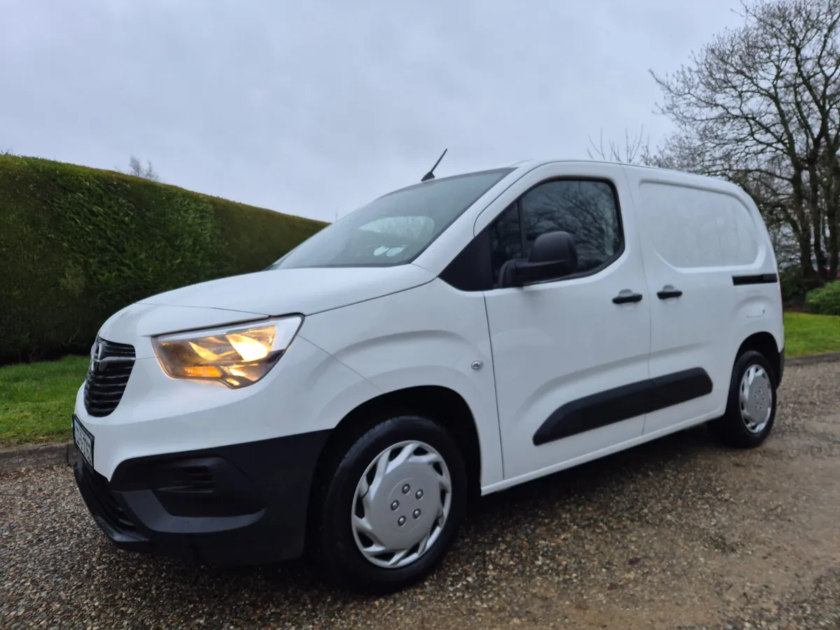 221'OPEL COMBO Low miles - NEW CVRT - Image 2