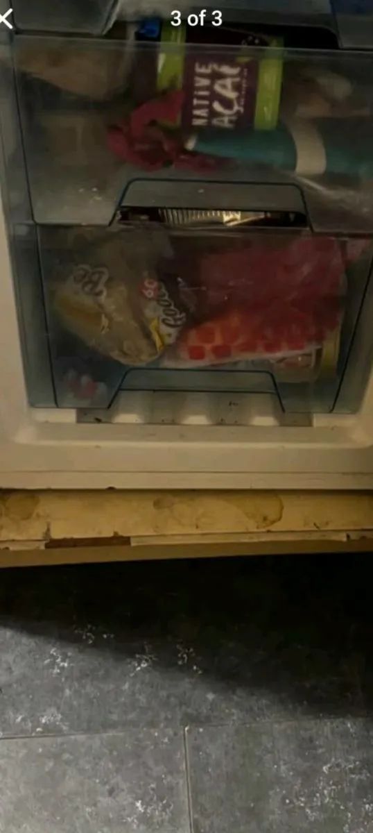 Logik fridge/freezer - Image 3