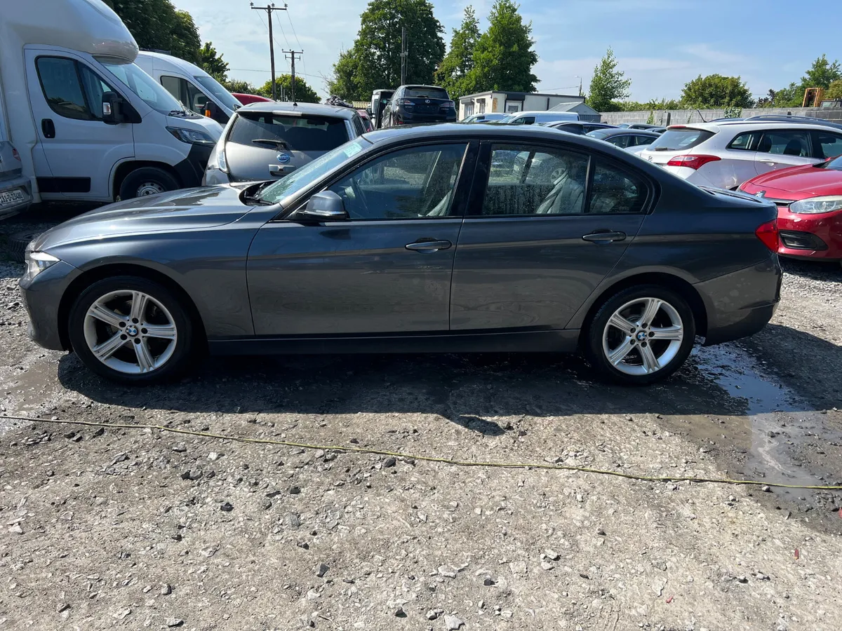 2015 Bmw 3-Series 2.0 diesel no damage drive away - Image 4