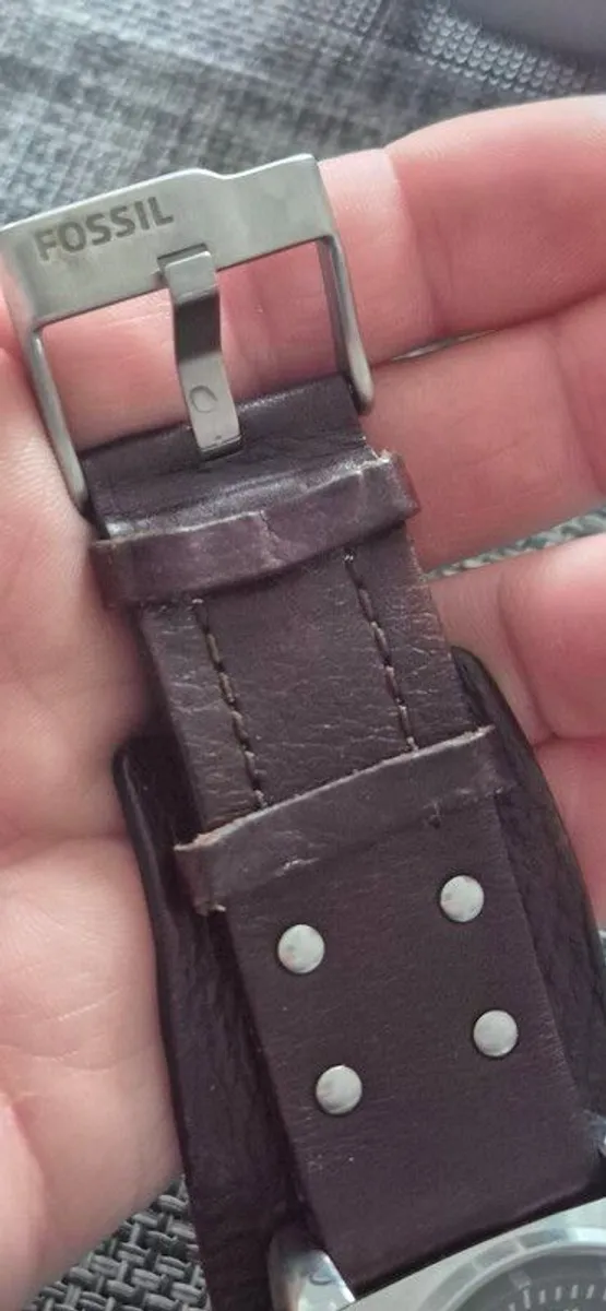 FOSSIL mens watch - Image 2