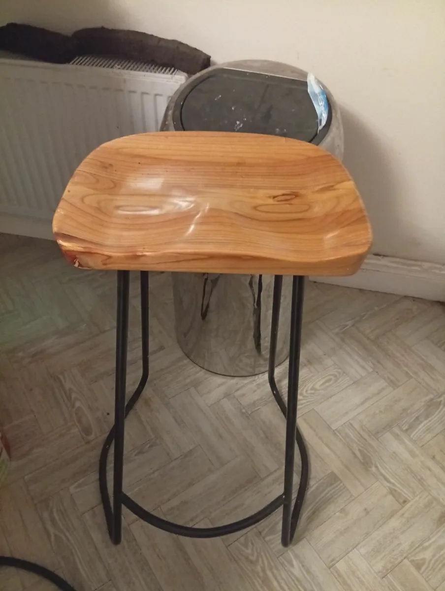 kitchen stools - Image 1