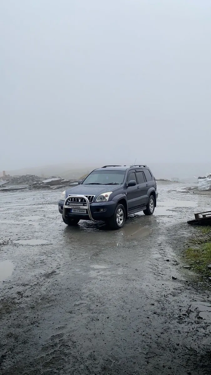 Toyota landcruiser - Image 1