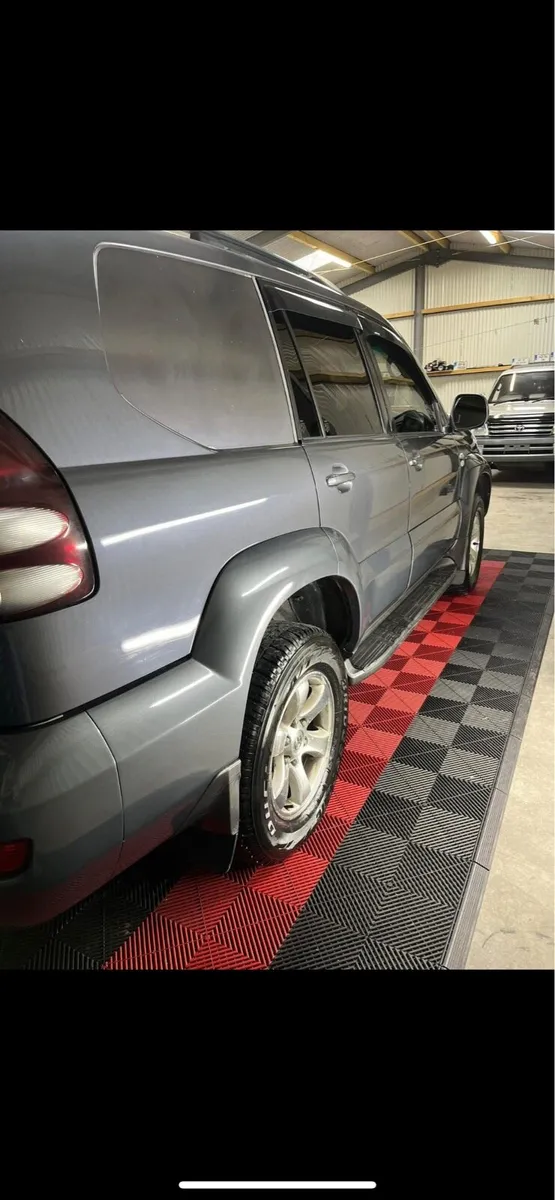 Toyota landcruiser - Image 4