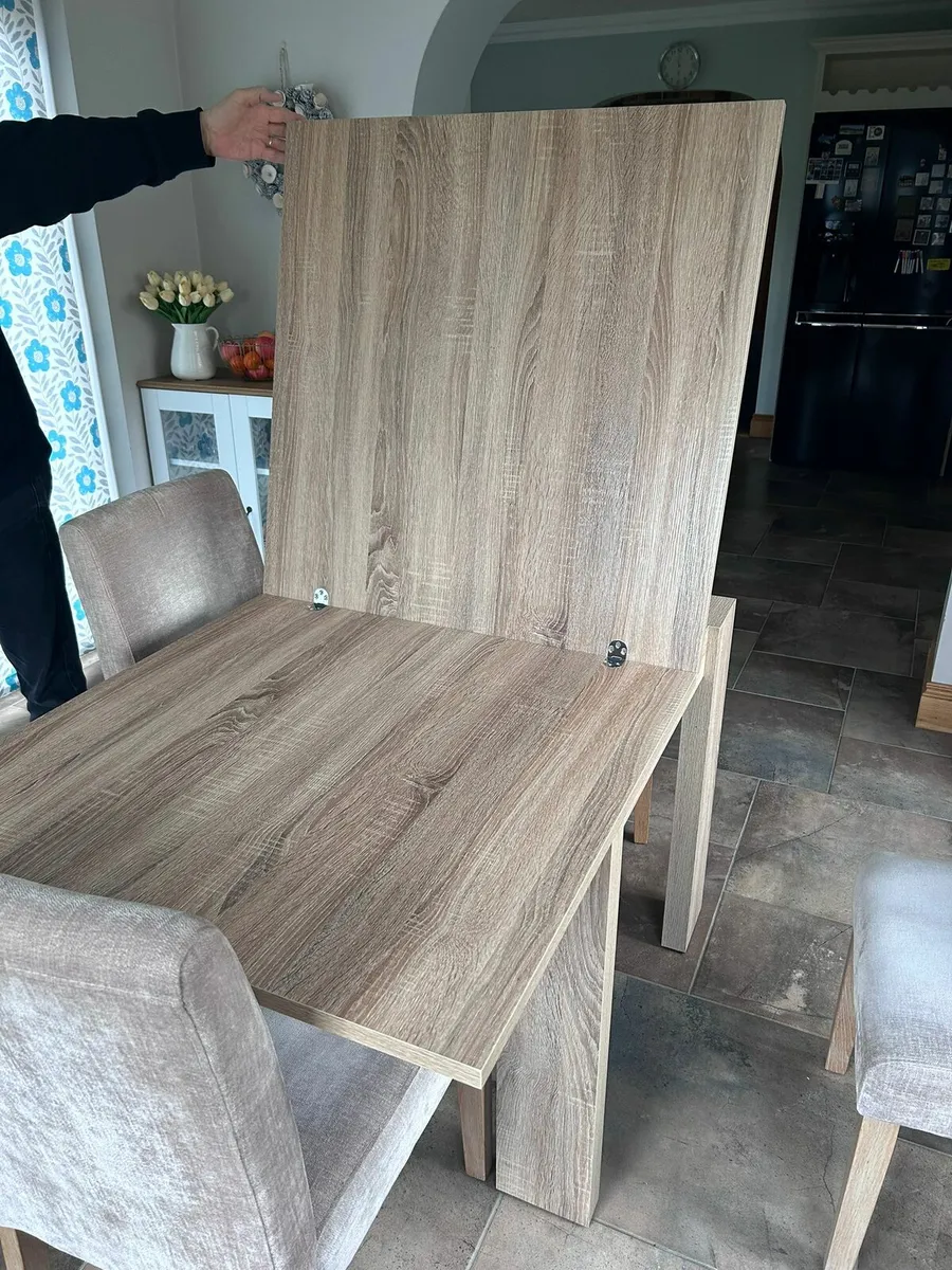 Extendable Table and 4 Chairs - Image 4