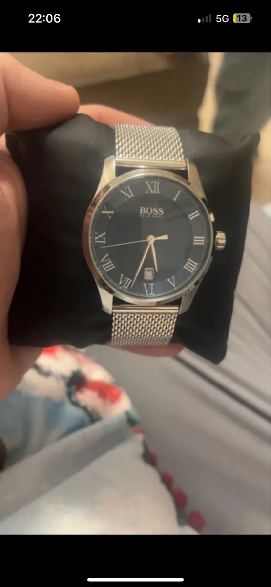 Hugo boss watch - Image 3