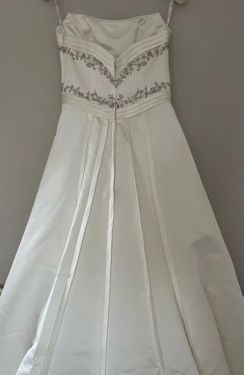 Ginza Ivory Wedding Dress for sale - Image 4