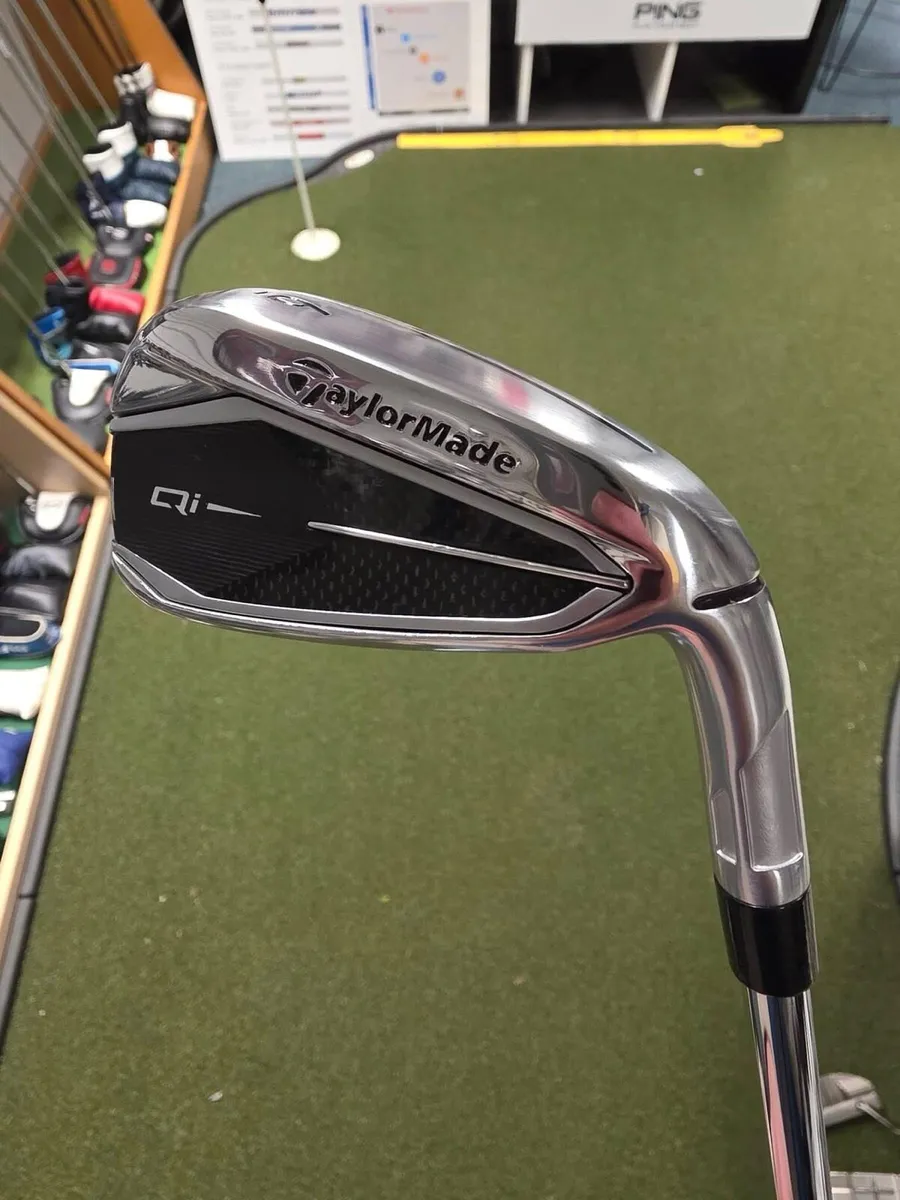 Taylormade Qi Irons - Image 4