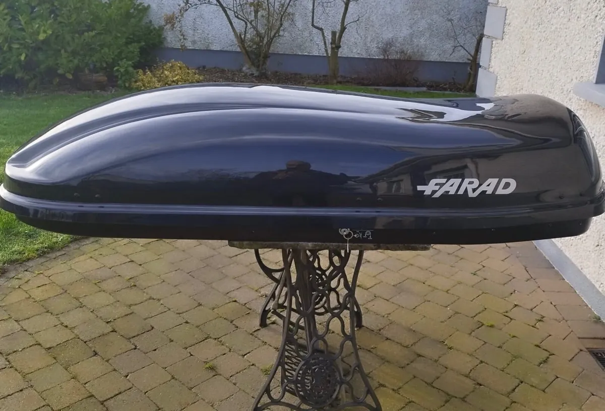Farad Marlin car roof box - Image 4