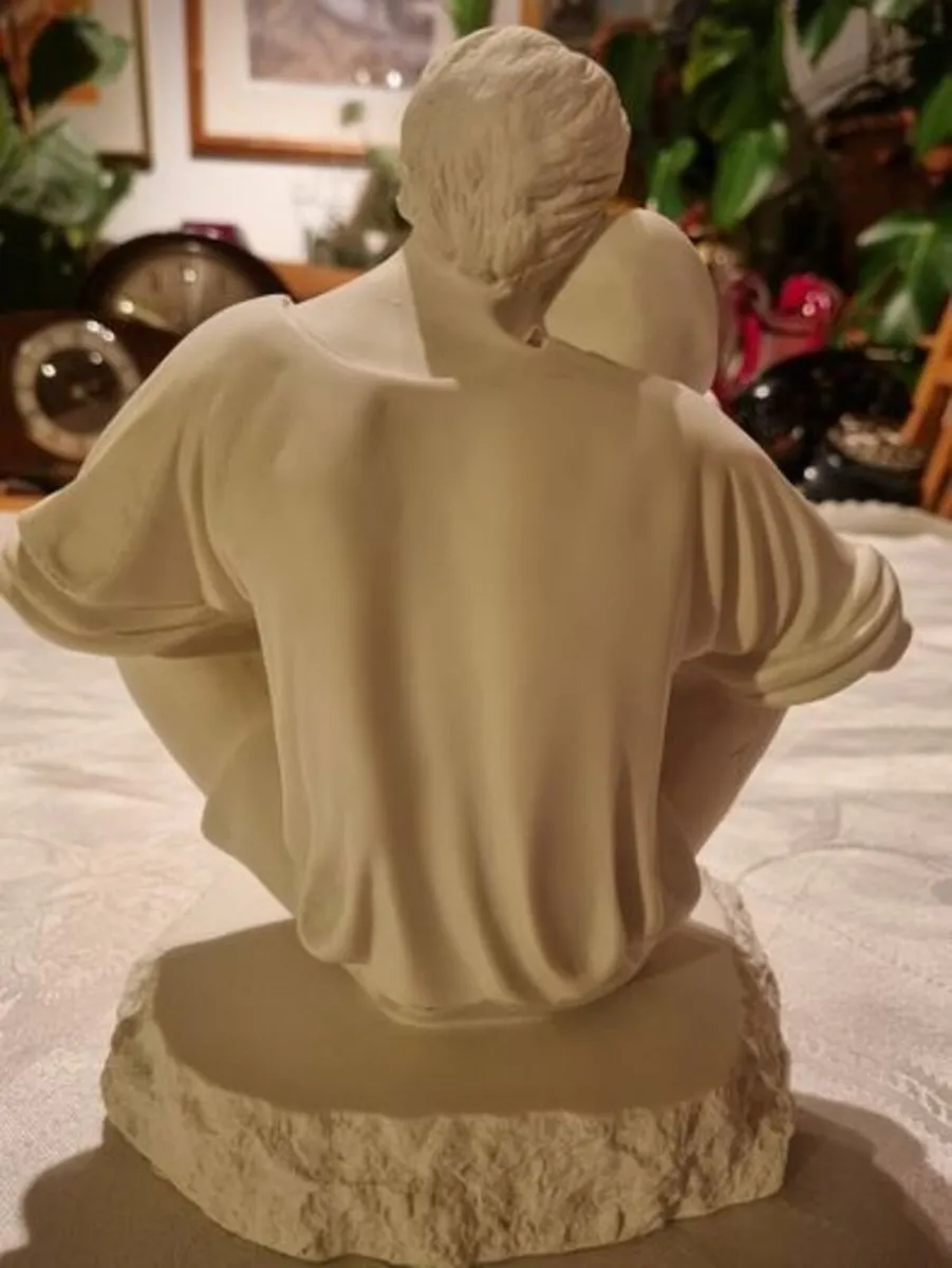 Timothy P. Schmalz Sculpture A Quiet Moment - Image 3