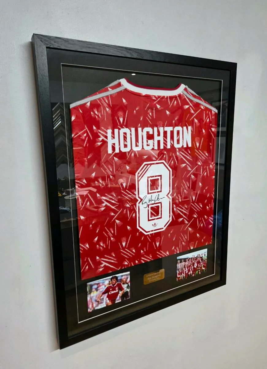 Ray Houghton Signed Framed 1990 Liverpool Shirt - Image 2