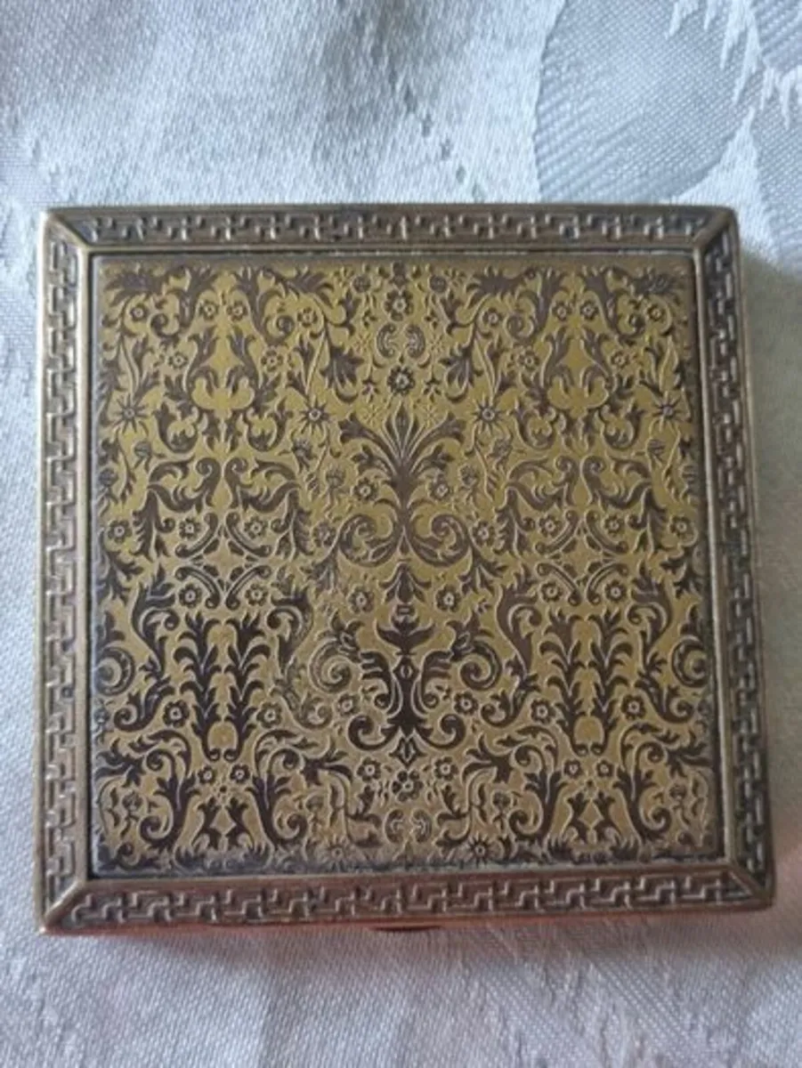 Vintage Square Powder Compact Marlene England - Image 1