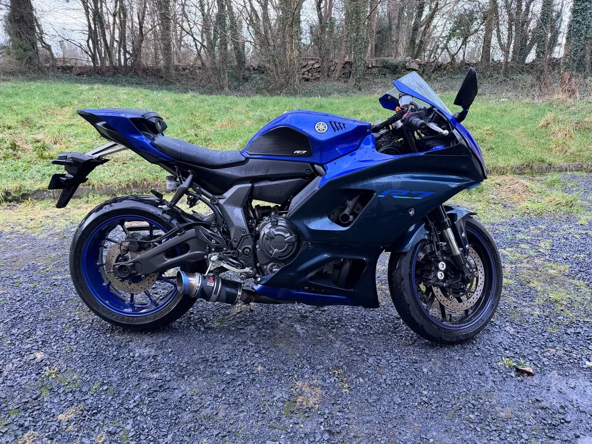 Yamaha R7 - Image 2