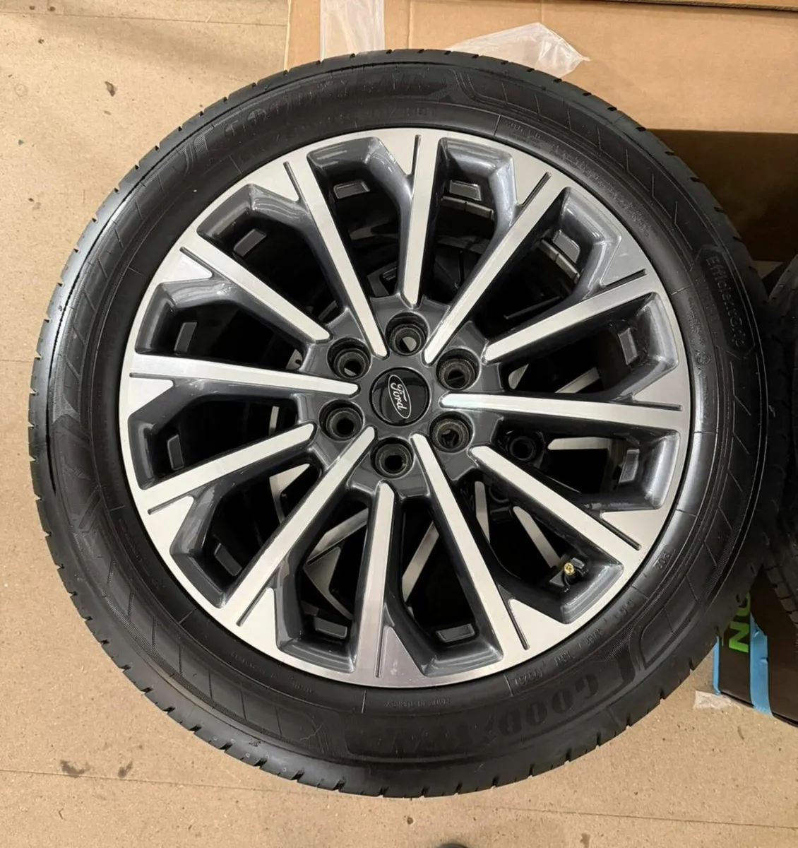 Ford Tourneo Genuine (New 26) 19"Alloys - Image 1