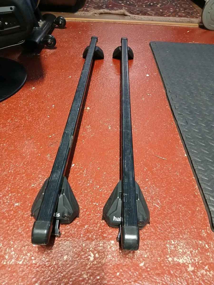 Roof bars for Hyundai ix35 - Image 1