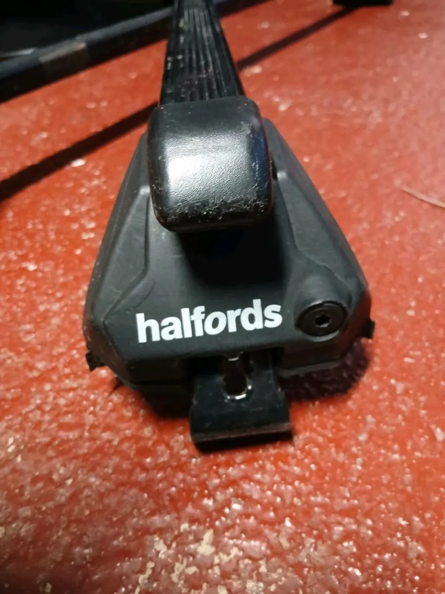 Roof bars for Hyundai ix35 - Image 2