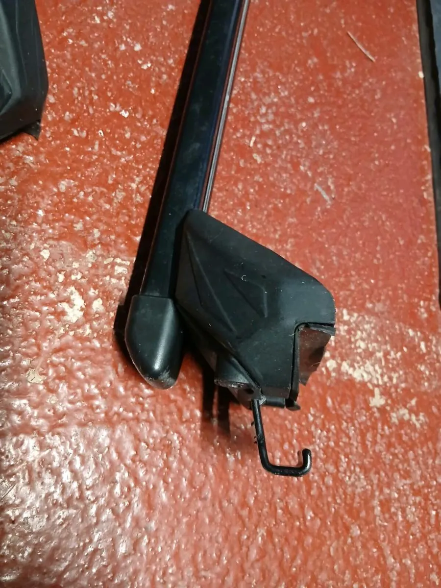 Roof bars for Hyundai ix35 - Image 3