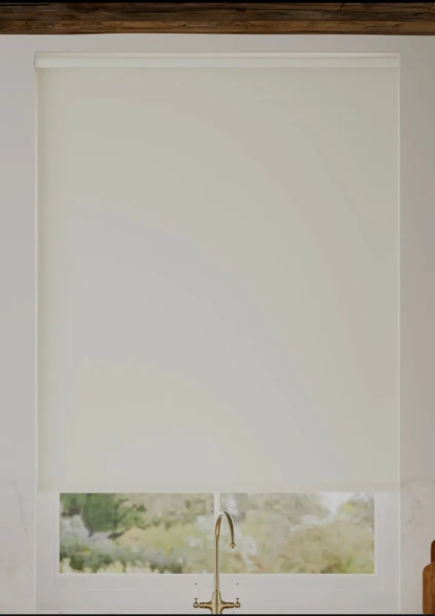 New Blackout roller blinds x 3 - Image 3