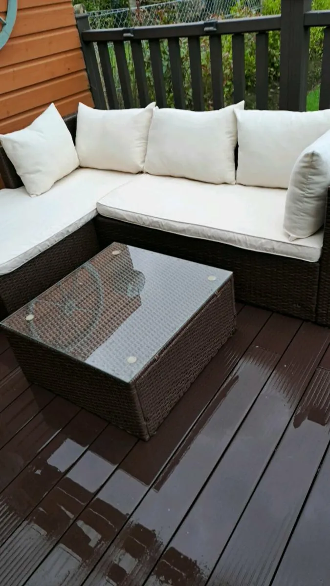 Garden corner seat - Image 2