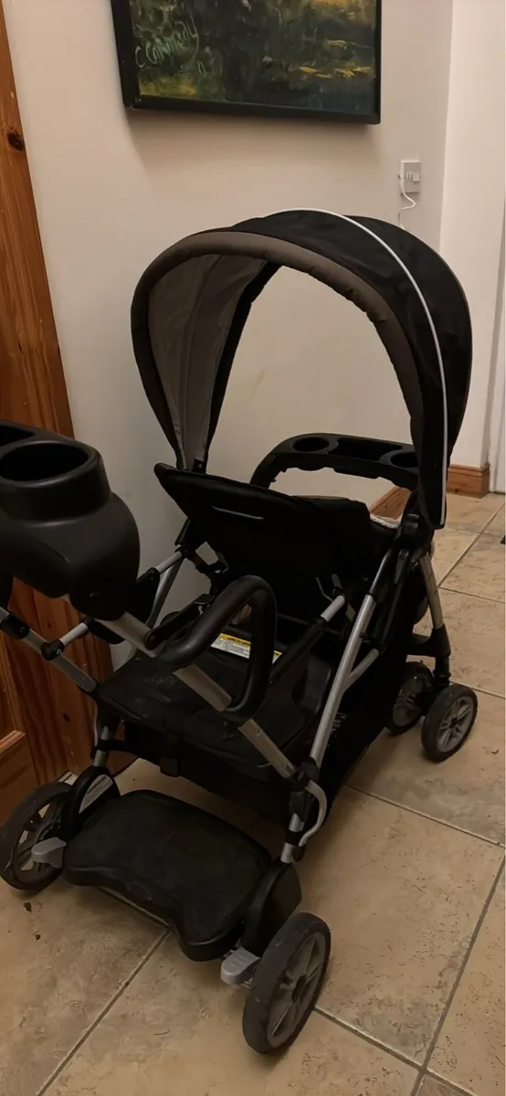 Graco sit and stand stroller - Image 1