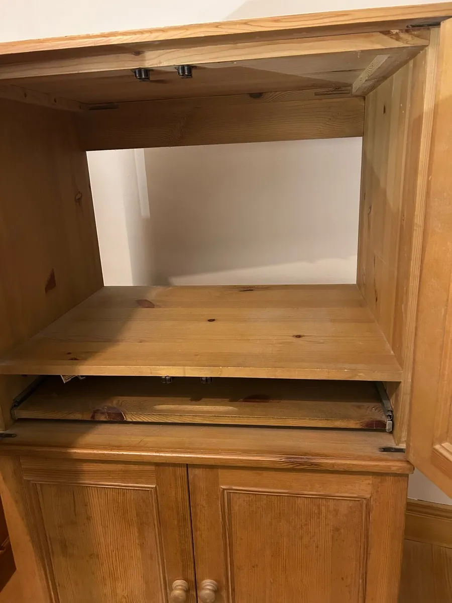 Computer cabinet desk - Image 3