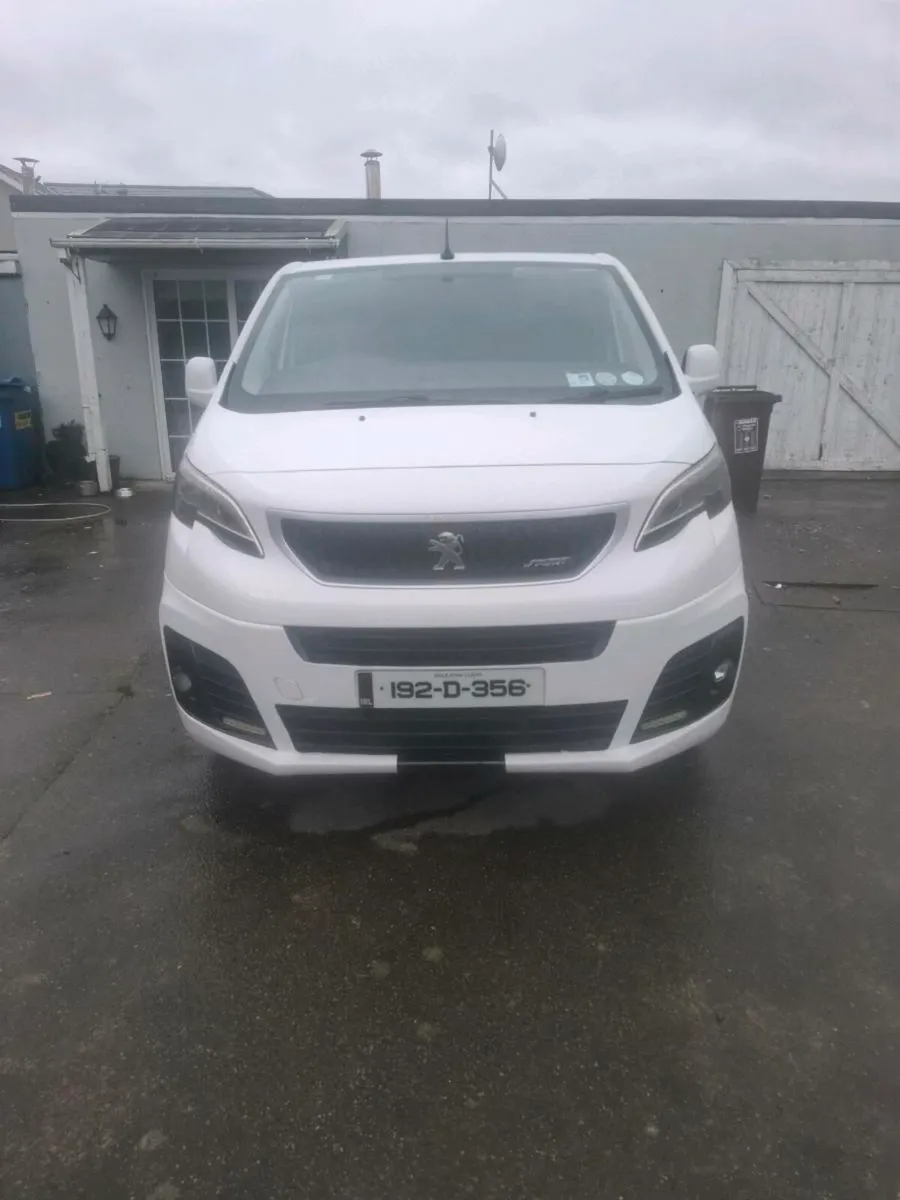 Peugeot expert sport 1.6 Tested Taxed - Image 2