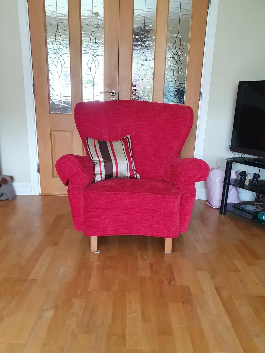 Armchair - Image 1