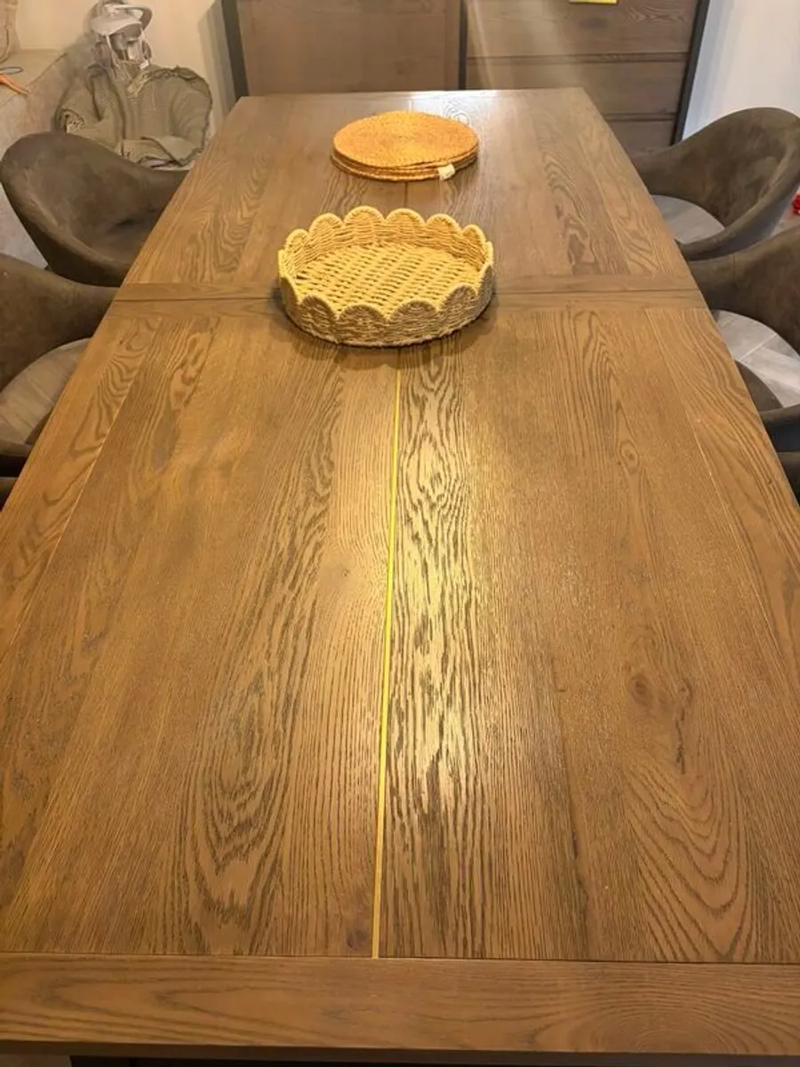 "Camden" weathered oak extending dining table - Image 1