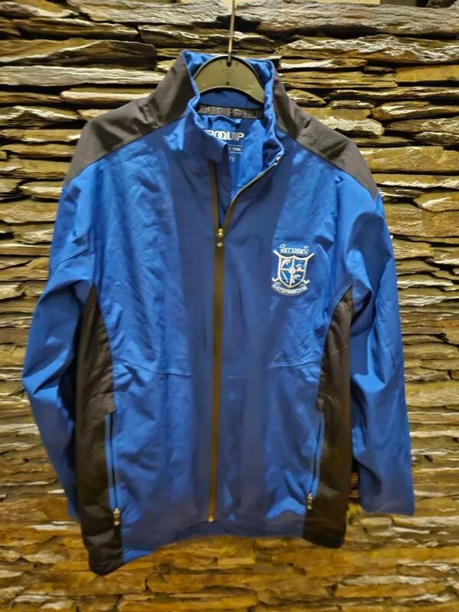 KGFC Water proof top. - Image 1