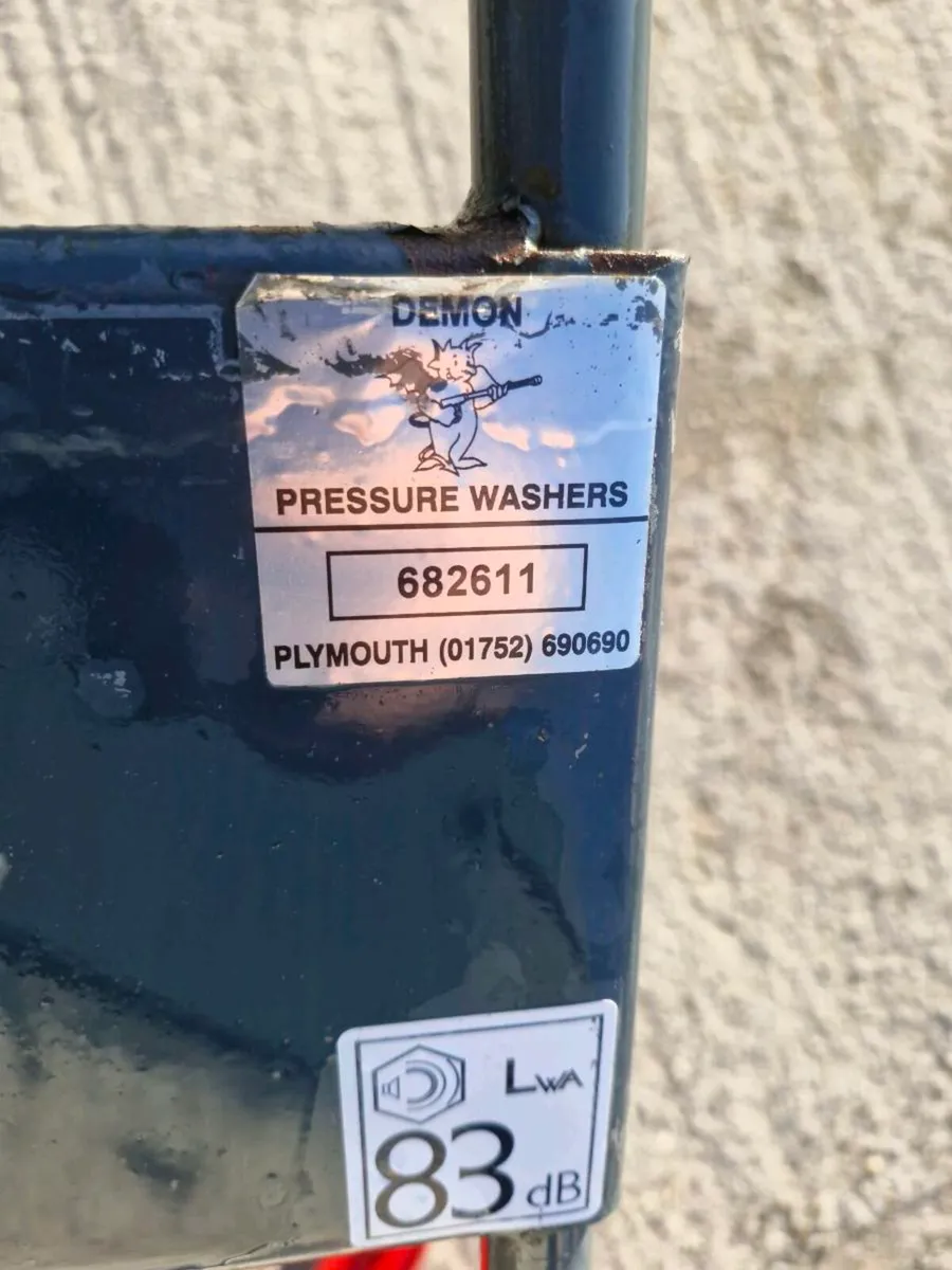 Patio Surface cleaner/power washer - Image 3