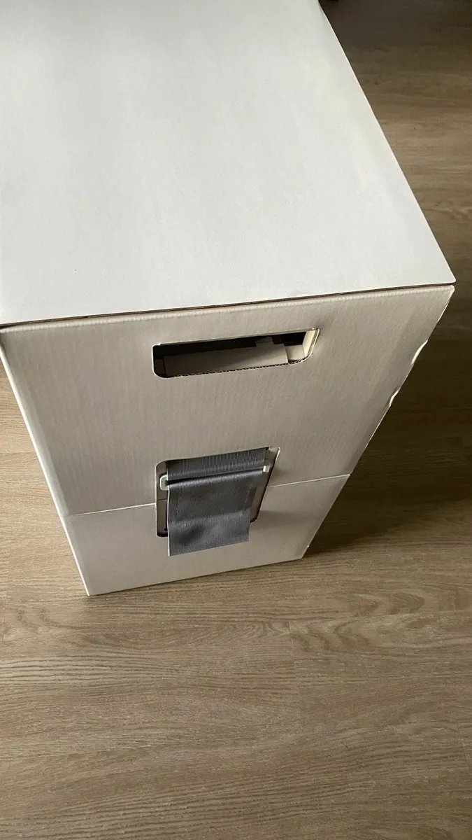 Mac Pro Apple M2 Ultra 24-core CPU 76-core GPU 192 - Image 3