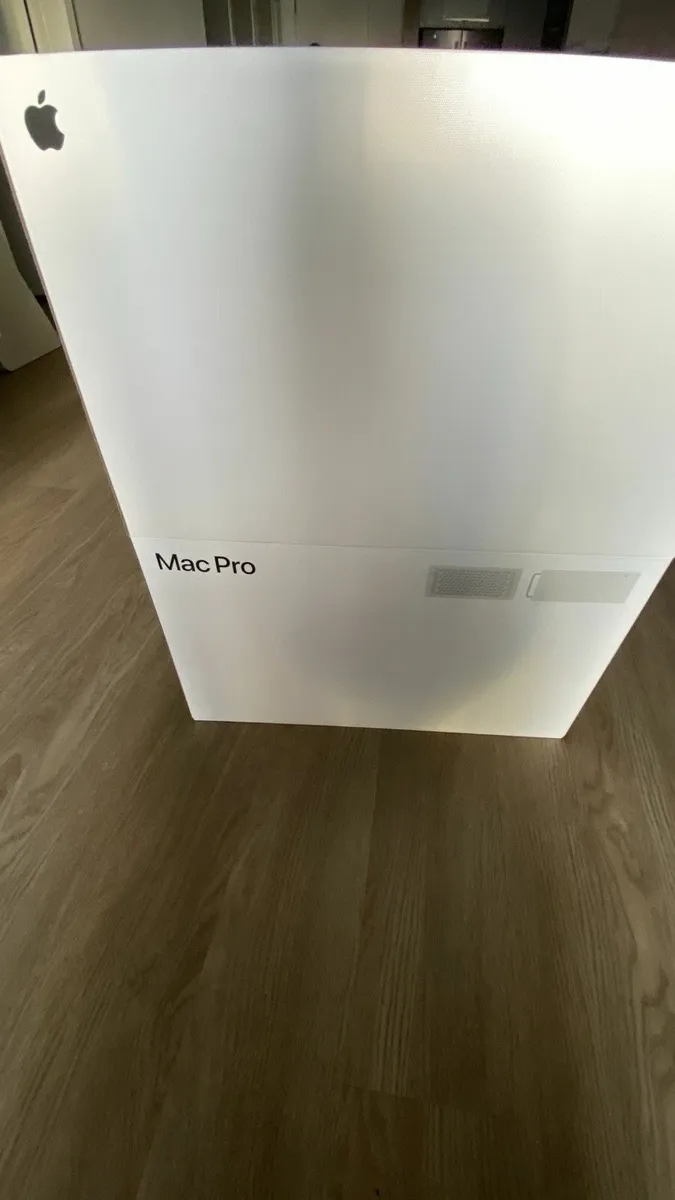 Mac Pro Apple M2 Ultra 24-core CPU 76-core GPU 192 - Image 4