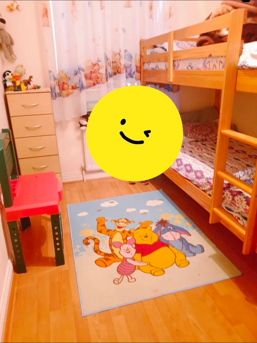 Bunk bed with mattresses - Image 2