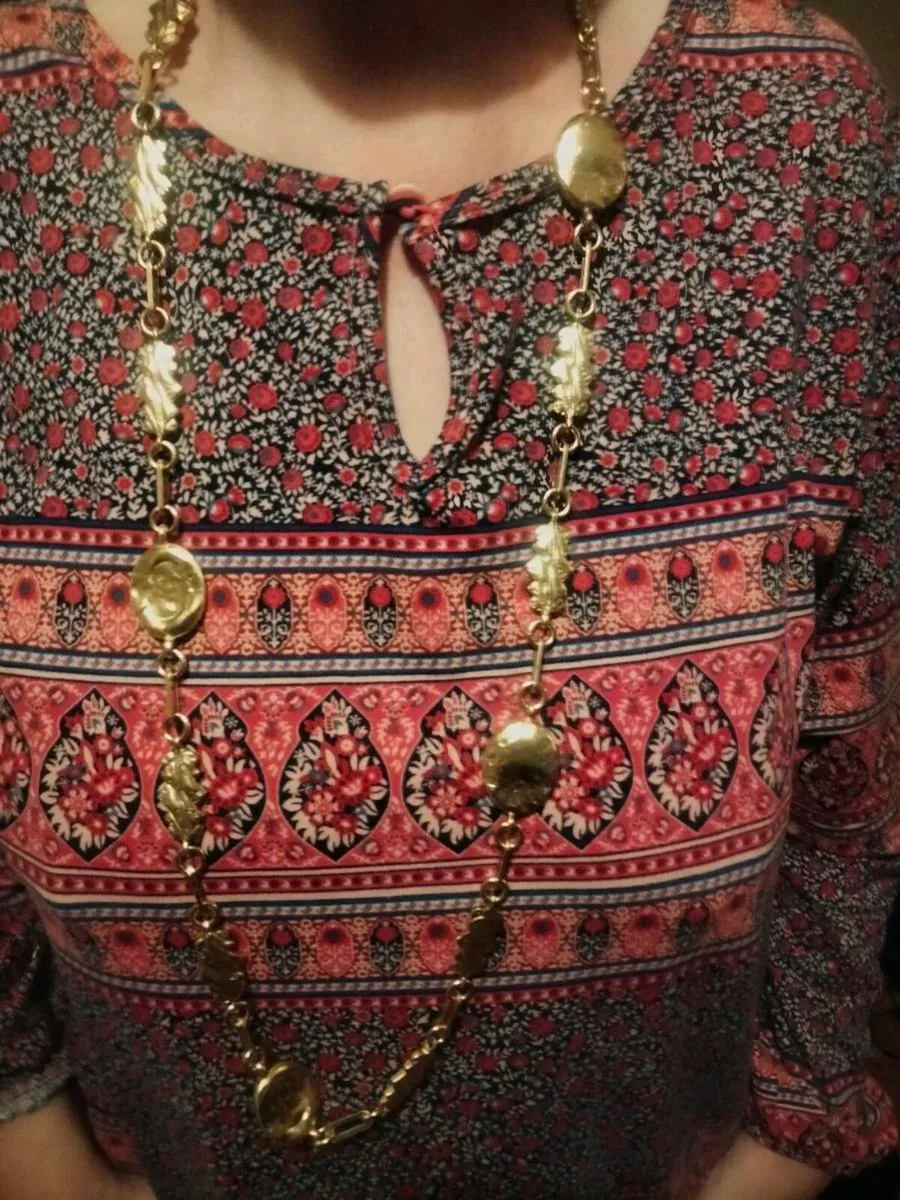 Ladies necklace - Image 1