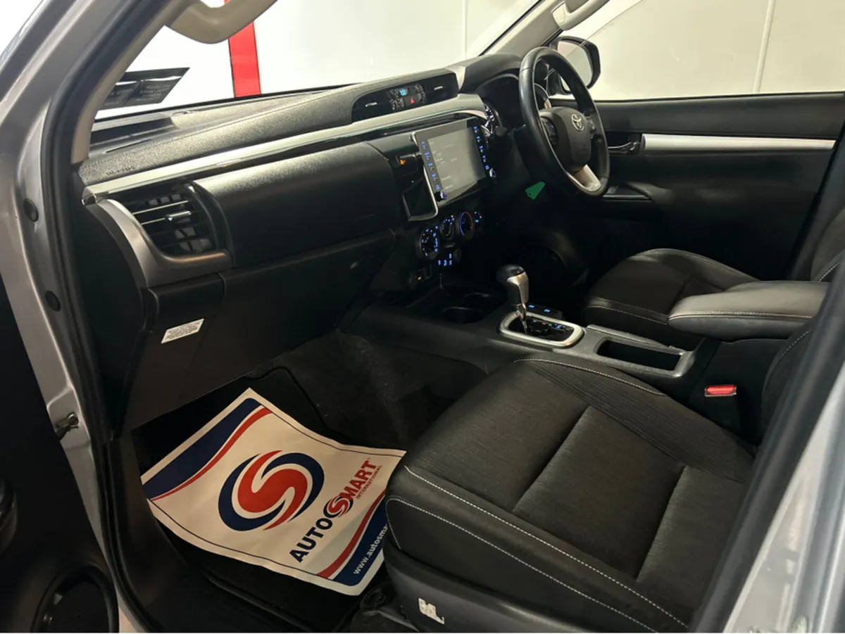 Toyota Hilux ICON D-4D 4WD DCB A - Image 3