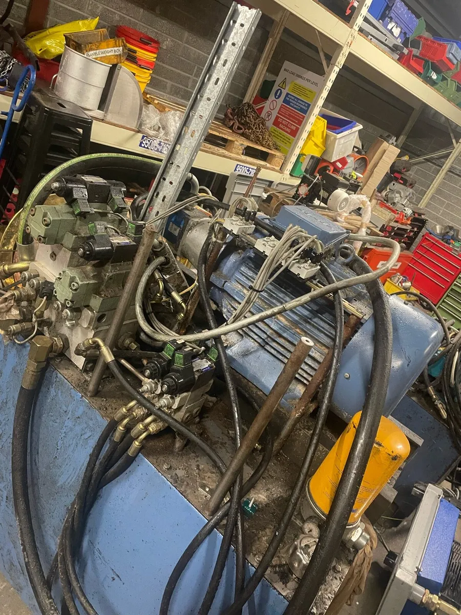 Power packs - Image 3